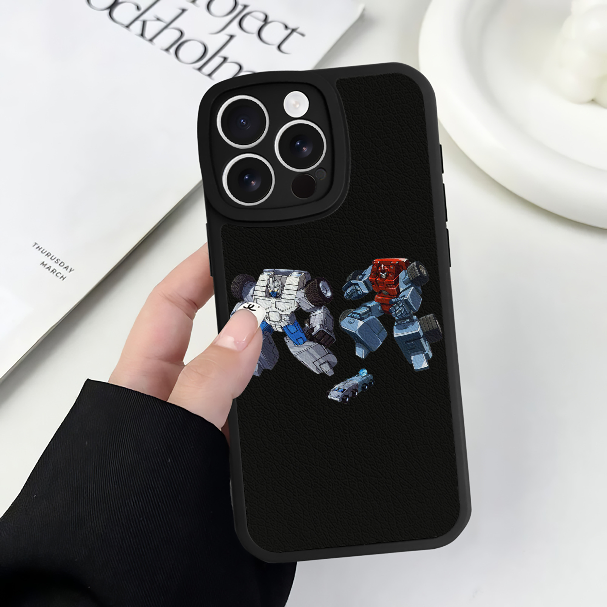 （画像用）  【iPhone 16シリーズ対応】シリコンスマホケース（レザー調） 材質：シリコン